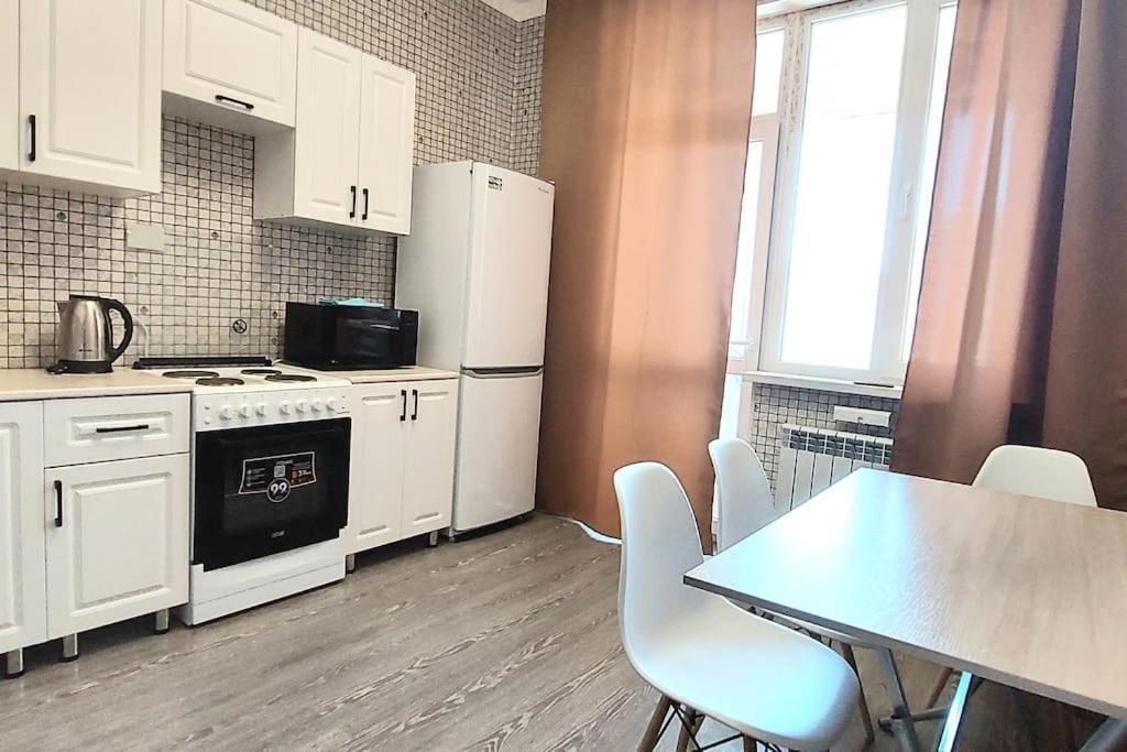 Аэропорт 15 Минут Экспо Бульвар Apartment Astana Exterior foto